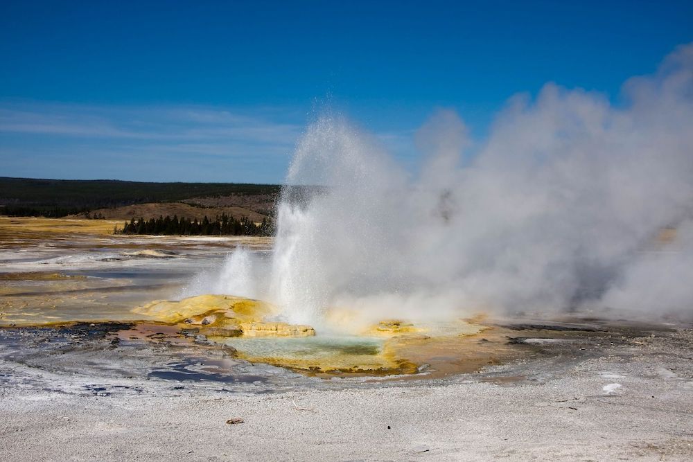 Geyser fonte di energia geotermica
